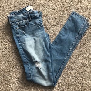 Hollister super skinny torn jeans. Size 5L.